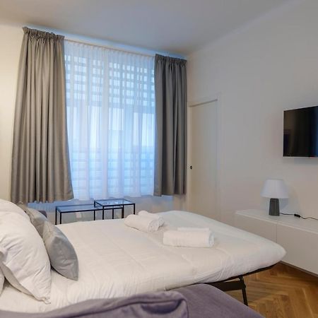 Apartamento Duomo-Porta VeneziaLuxury Wifi E Netflix Milán Exterior foto