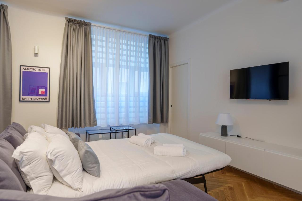 Apartamento Duomo-Porta VeneziaLuxury Wifi E Netflix Milán Exterior foto