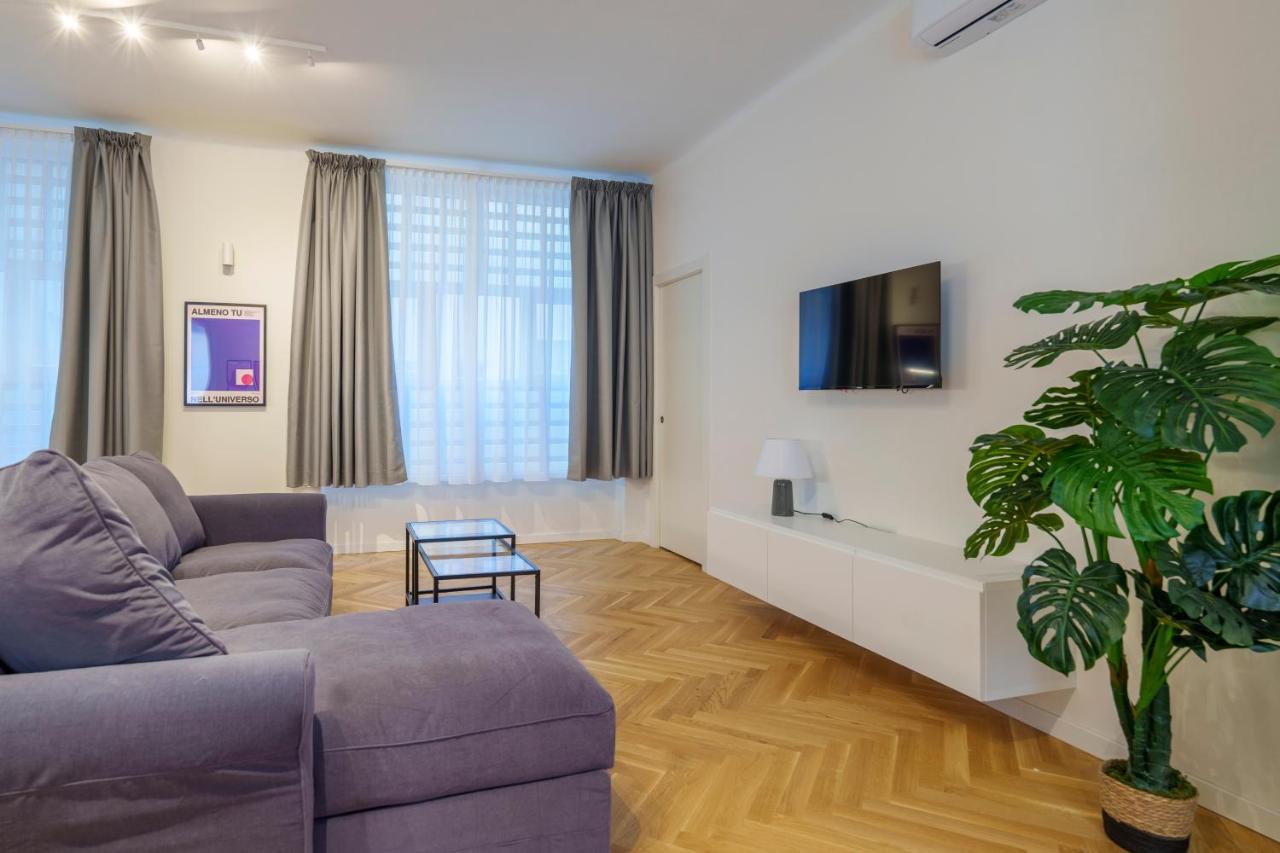 Apartamento Duomo-Porta VeneziaLuxury Wifi E Netflix Milán Exterior foto